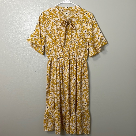 Yellow Floral and Flowy Boho Summer Dress - Picture 1 of 4